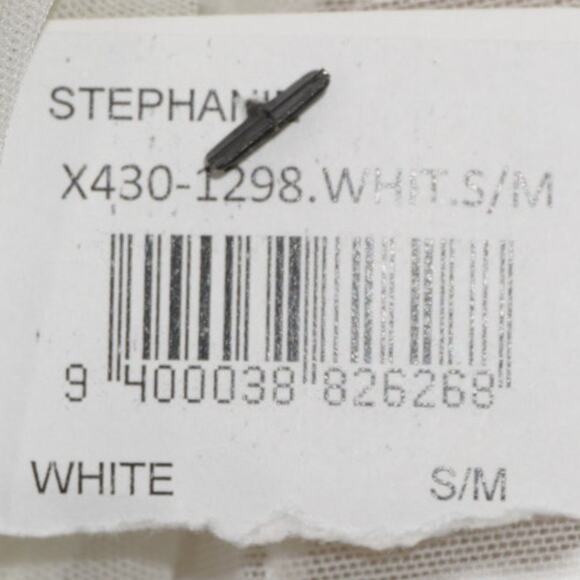 Frederick’s of Hollywood “Stephanie” Sheer Lace Robe & Thong Set - Picture 11 of 16